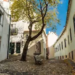 Rooftop In Alfama - Little Triplex *