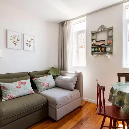 Rooftop In Alfama - Little Triplex