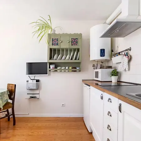 Rooftop In Alfama - Little Triplex Apartamento